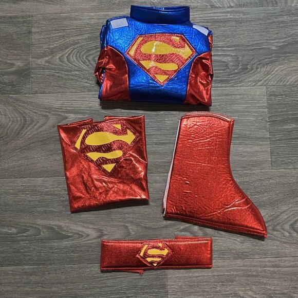 Superman Costume Kids Size Small Halloween Jumpsuit Cape Superhero Belt Shoe Cov - Picture 11 of 12